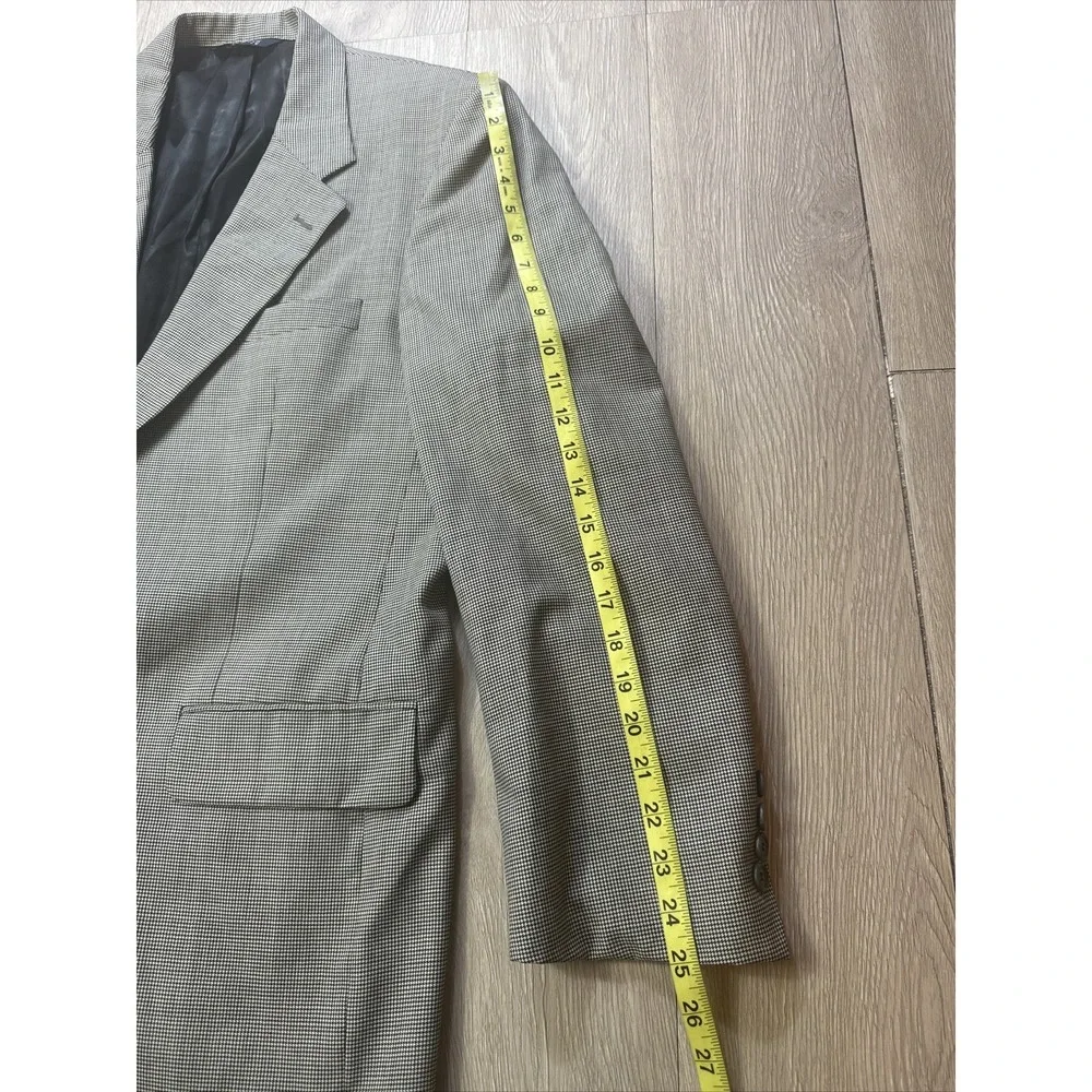 Burberry Men's Houndstooth Sport Coat Blazer Jacket Men's 42R Gray Regular